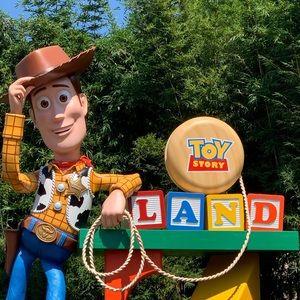 Meet your Posher, Lissy